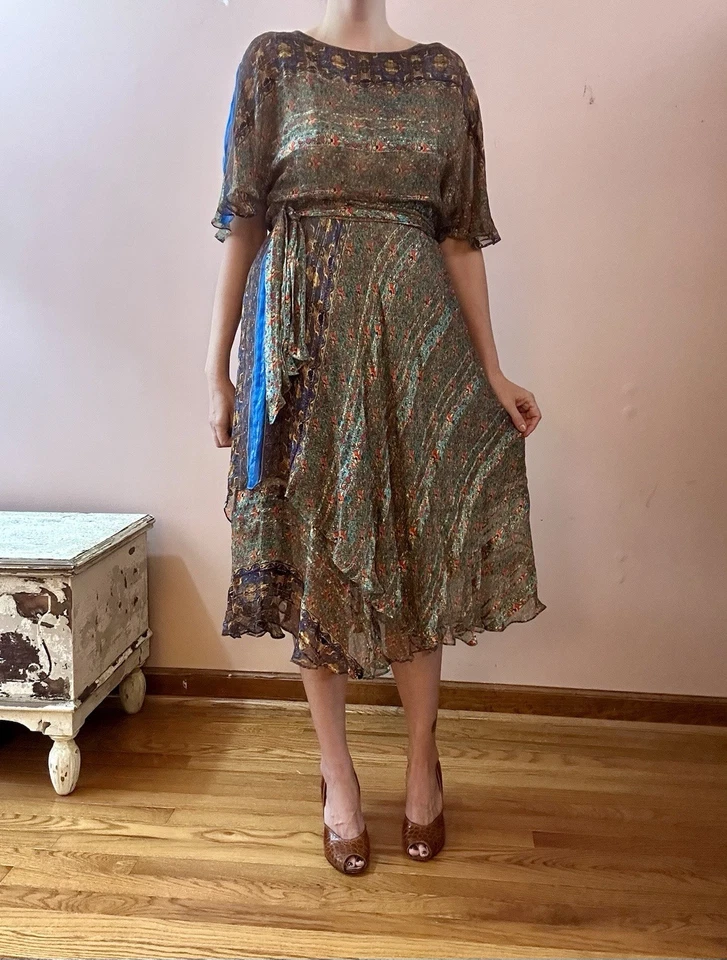 Vintage 70s The Silk Farm Metallic Paisley Flutter Sleeve Layered Boho Dress M - Image 4 of 4