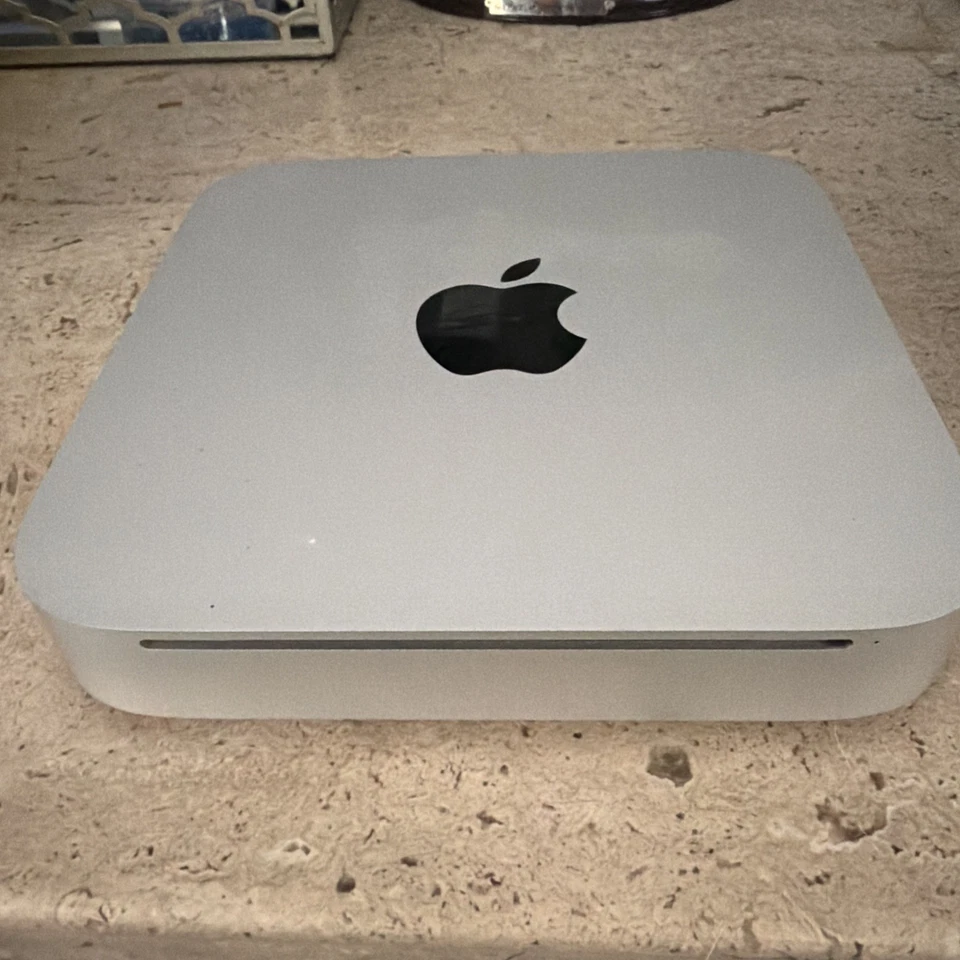 Apple Mac Mini A1347 Desktop - MC270LL/A (June, 2010) - Image 4 of 4