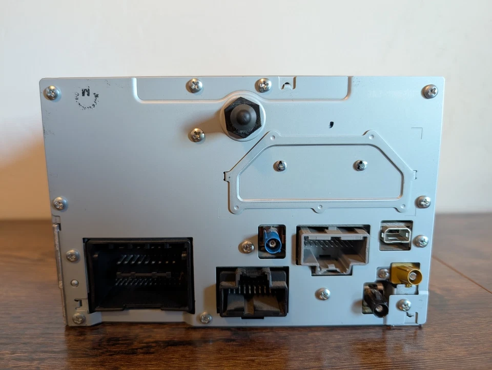 Chevy GMC Tahoe Suburban 1500 2012-2014 OEM receptor de radio pantalla de navegación Foto 4 de 4