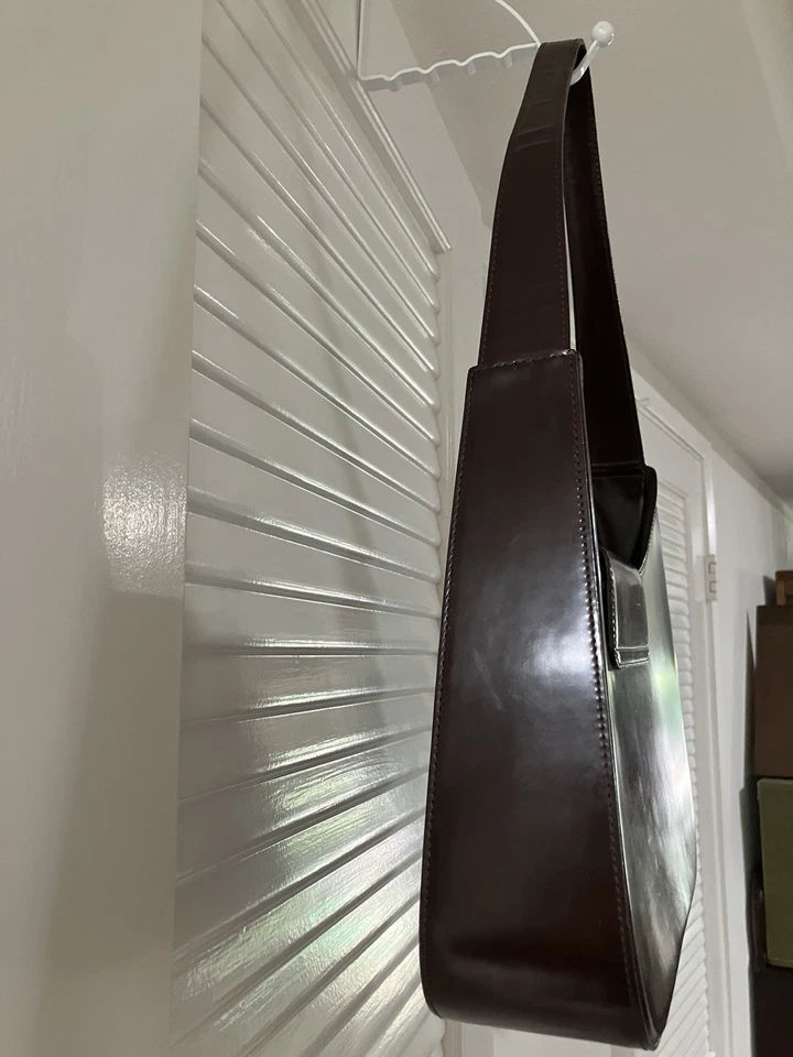 Authentic LANCEL Paris Brown Leather Purse, Made In Italy. Great Condition. - Image 3 of 4