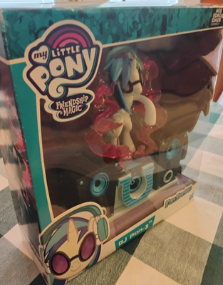 My Little Pony DJ Pon-3 Guardians of Harmony Fan Series Figure