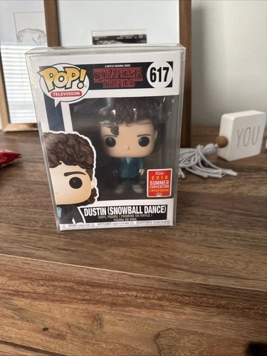 Funko Pop! Vinyl: Stranger Things - Dustin (Snowball Dance)  (Exclusive) #617