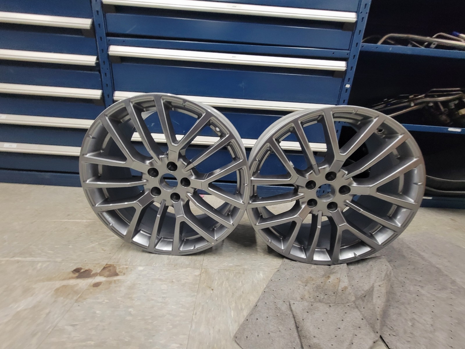 Maserati Grecale 2024 19" OEM Wheel Rim 670167095 2x
