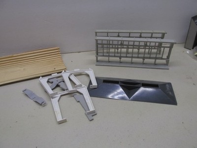 PIKO 5/6831 - UNLOADING BRIGE ~ HO SCALE