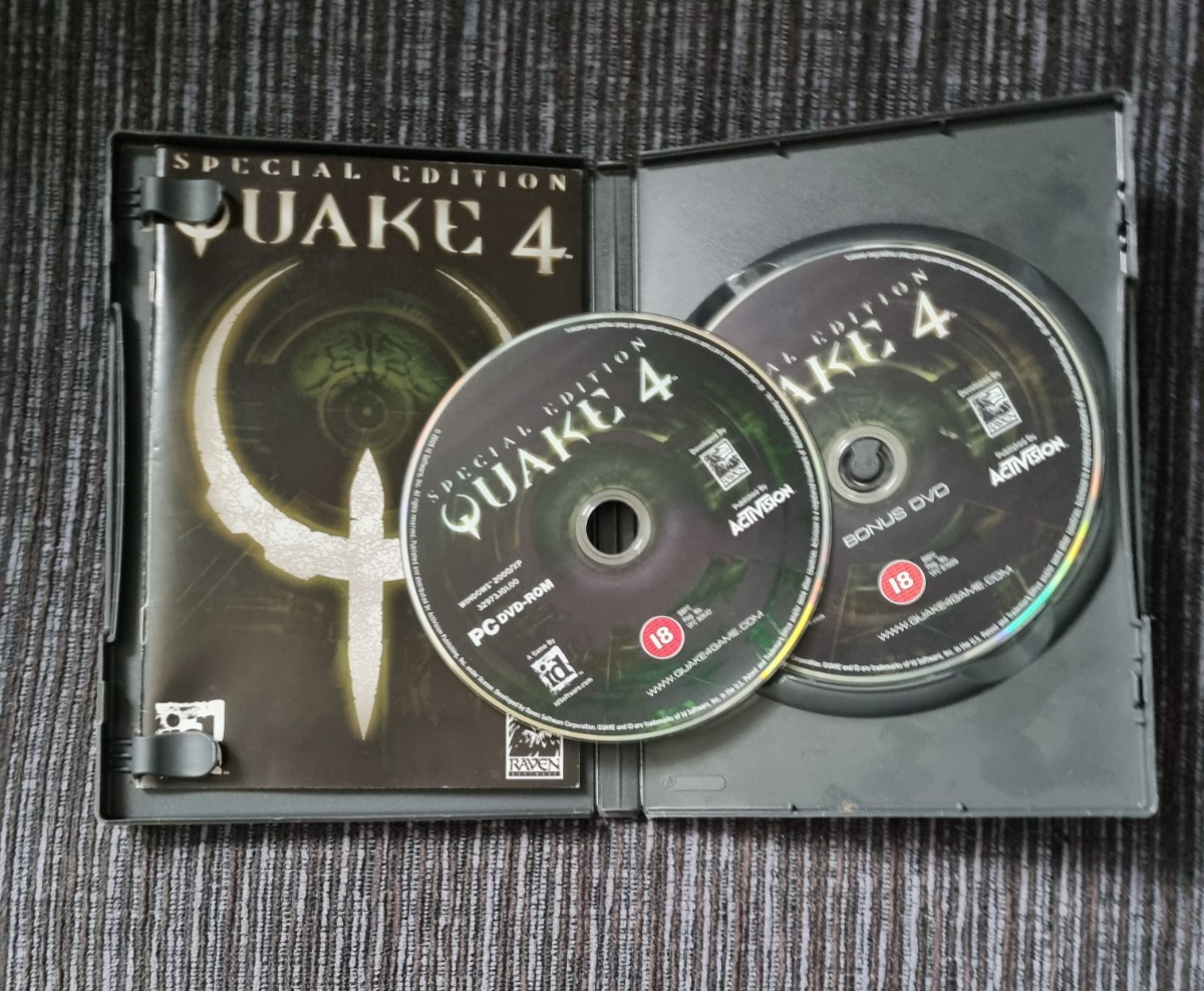 QUAKE 4 SPECIAL EDITION + Doom 3 Best of Range Windows PC CD & DVD ...