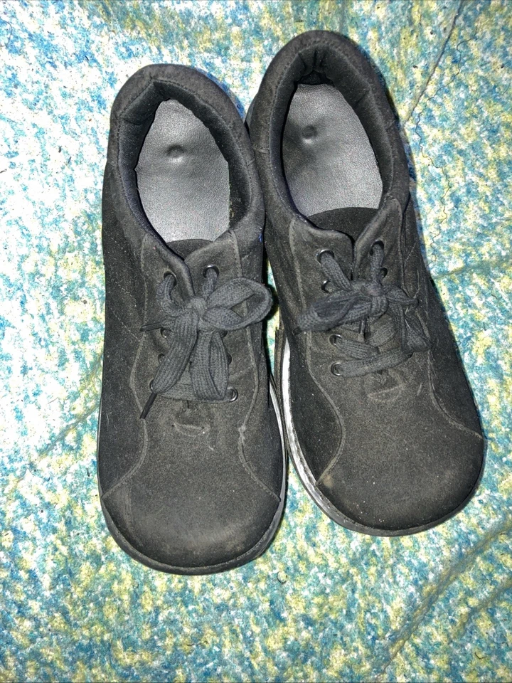 Clown Shoe-Esque Platforms From Demonia, Size 9 - Image 4 of 4