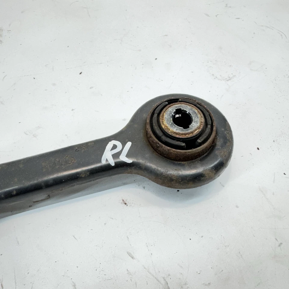 Ford Edge 2015-2024 AWD suspensión trasera derecha lado izquierdo brazo de control inferior OEM Foto 4 de 4