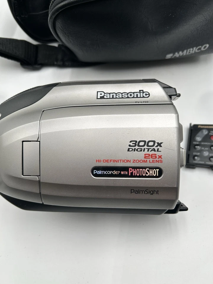 Panasonic Palmsight PV-L759D 4" LCD 300xDigitalPalmcorder Camcorder tested Works - Image 2 of 4