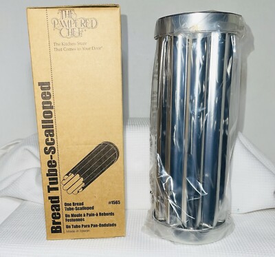 NEW Bread Baking Pampered Chef Scalloped Bread Tube #1565 NIB 9 