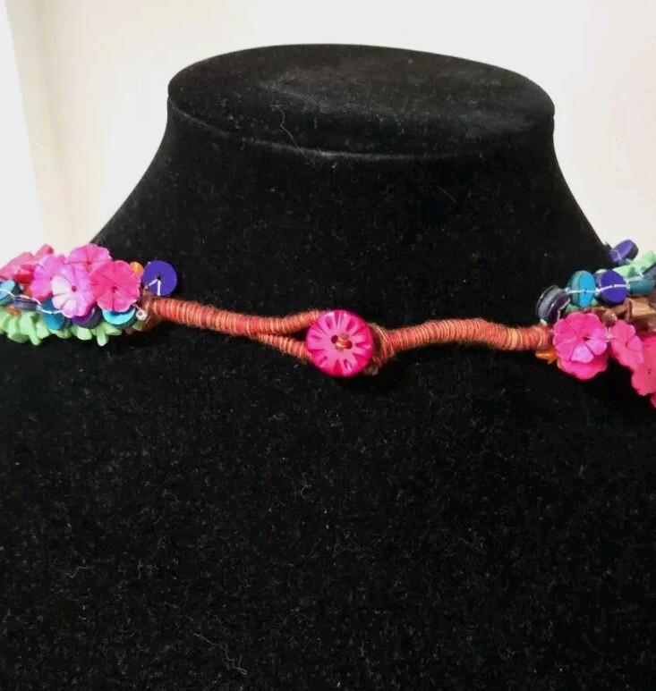 Artisan Design Multi Strand Stones, Shell & Acryl… - image 4