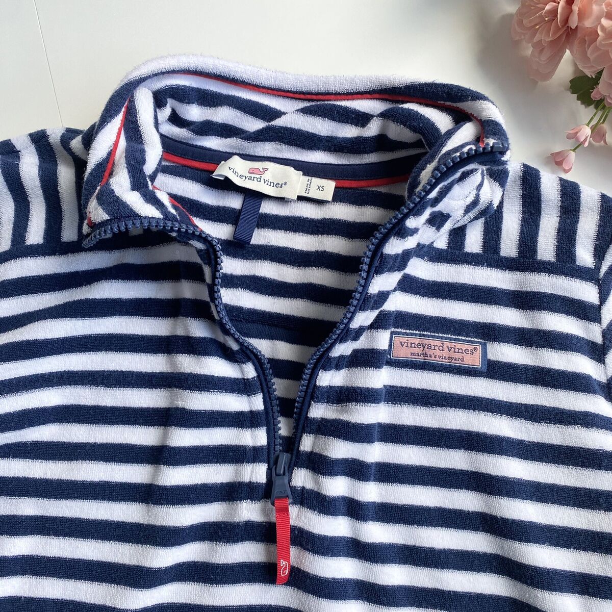 VINEYARD VINES White/Blue Striped Terry Towel Relax Shep