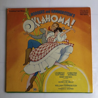 Rodgers & Hammerstein Oklahoma! 12  vinyl LP record RCA Red Seal 1980 Vintage
