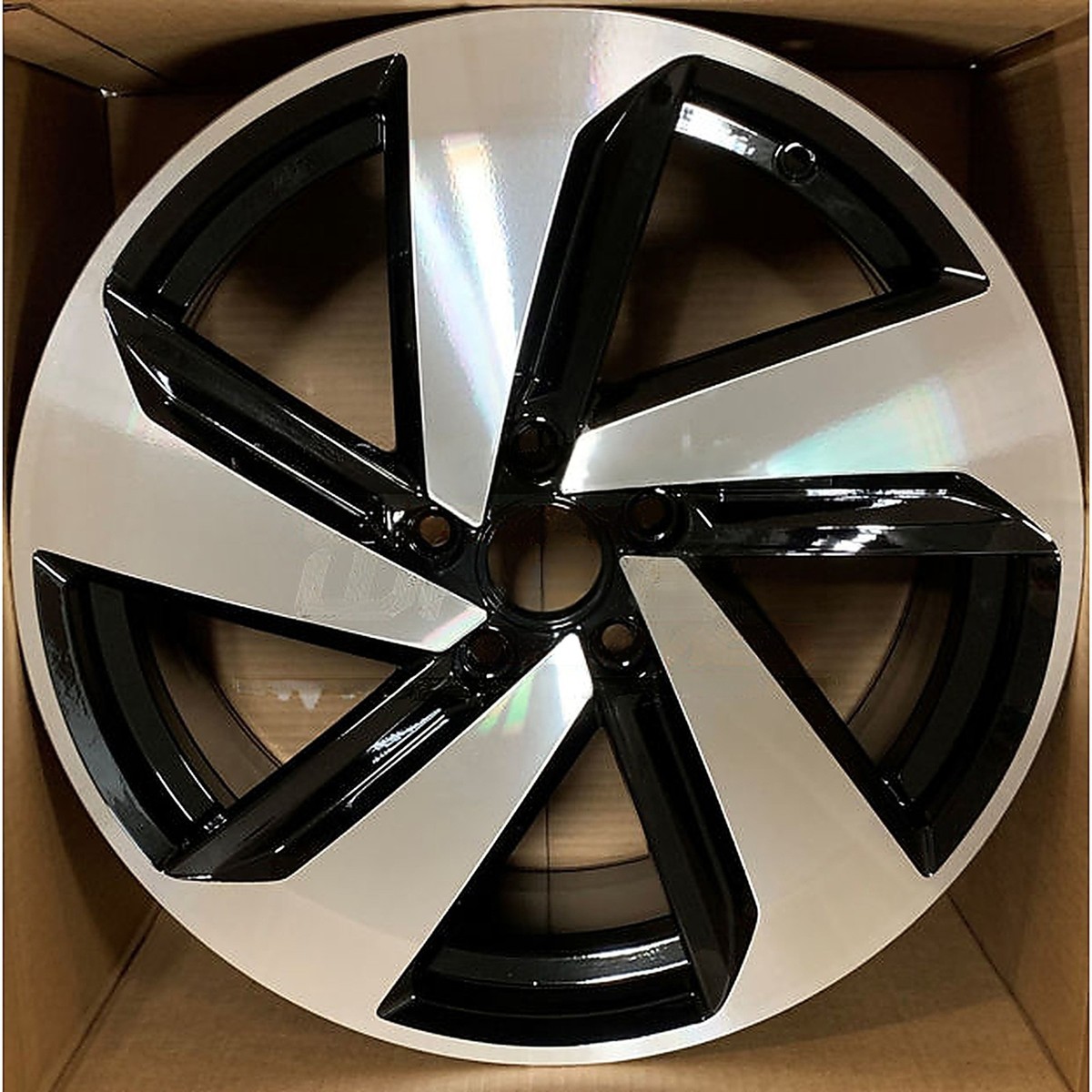 18x7.5 Alloy Wheel Machined Black 5 Spoke | 5x112 | Fits 18-21