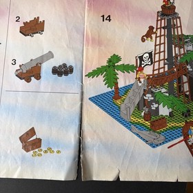 LEGO Pirates: Forbidden Island (6270) retired 100% complete w/ box, instructions