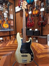 Squier by Fender STD PJ SP Electric Bass Used