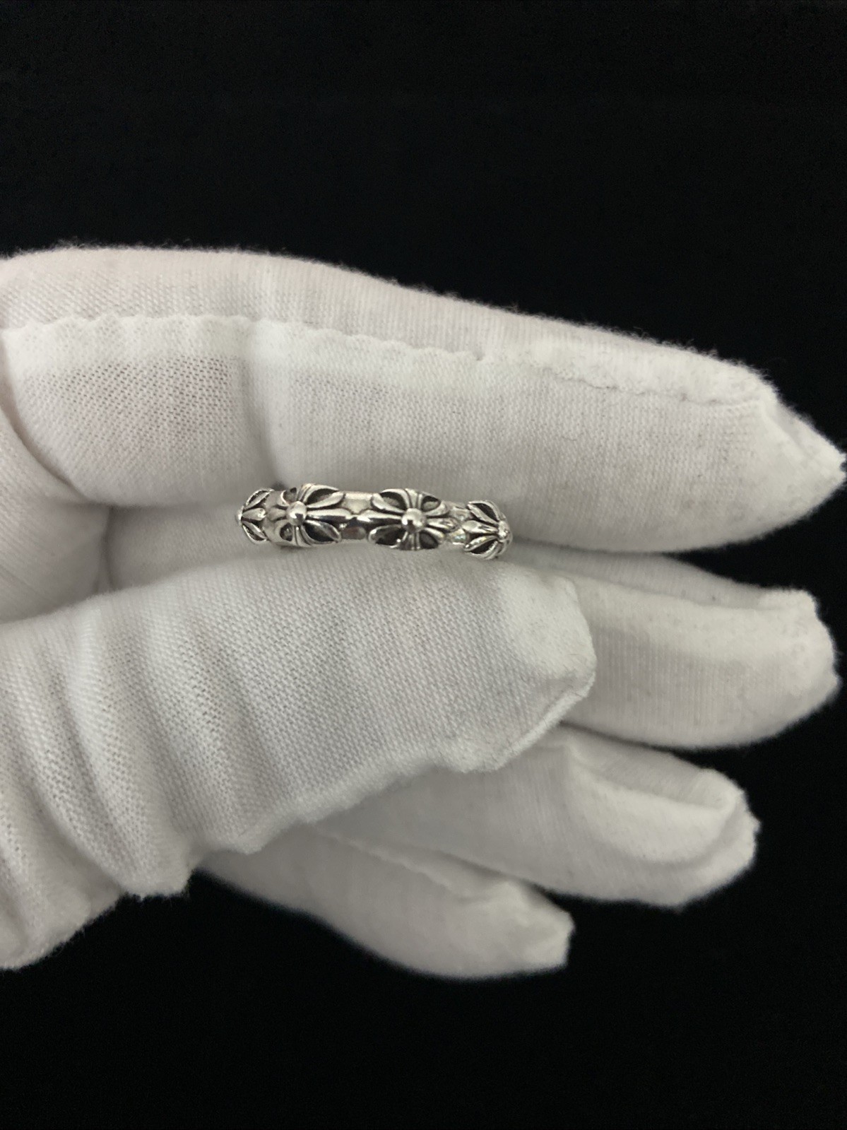 Chrome Hearts Tiny E Crosses Ring Size 7 ,99c Auc… - image 2