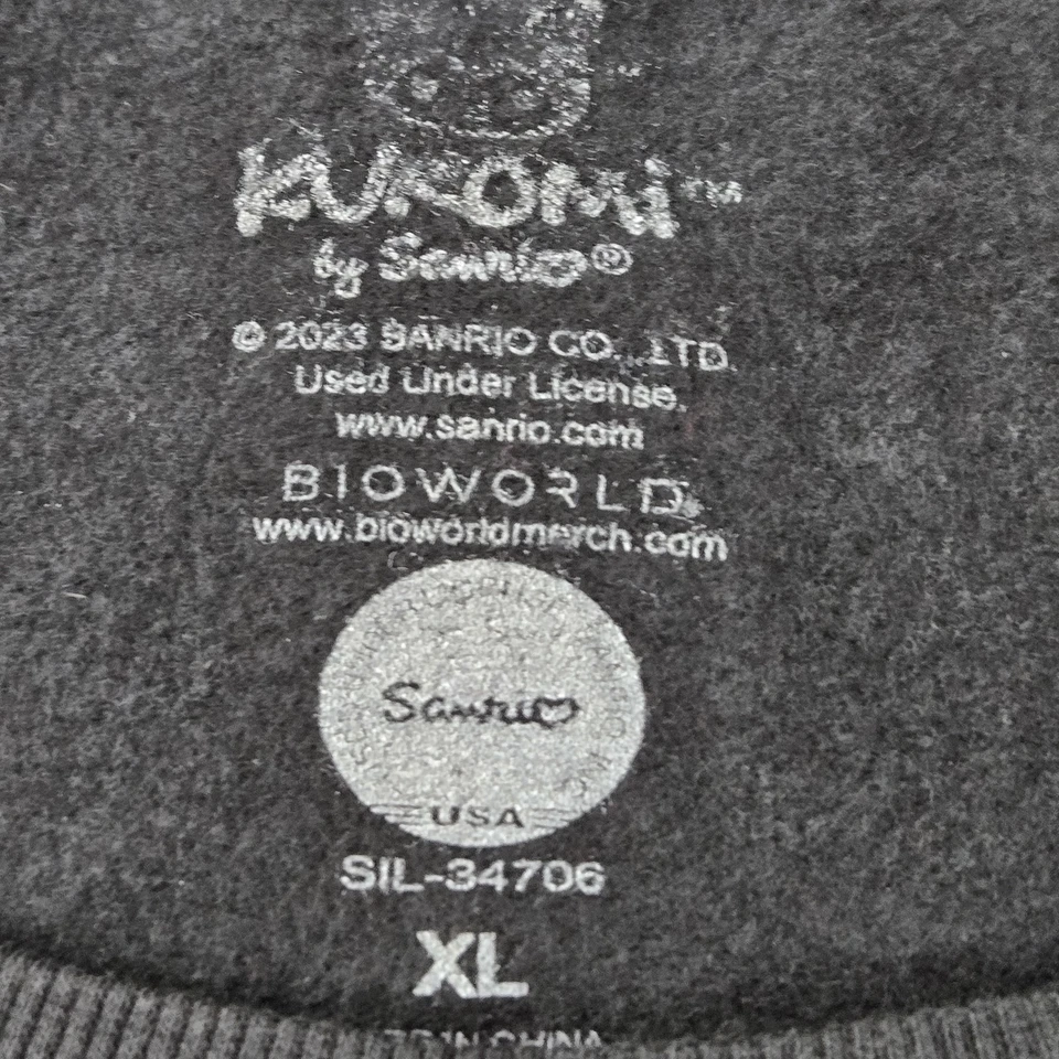 Sudadera Bioworld Hombre XL Negra Estampado Gráfico Logo Personaje Kuromi Manga Larga Foto 3 de 4