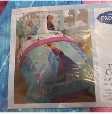 Disney Frozen Twin / Full Reversible Comforter New