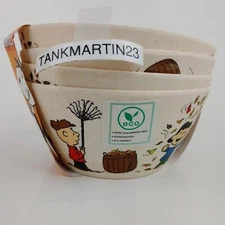 Set of 4 Peanuts Gang Snoopy Charlie Brown Fall Leaves Bamboo Serving Bowls