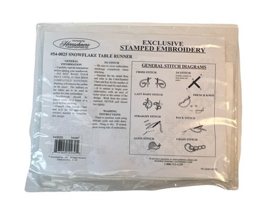 Sello bordado copo de nieve corredor de mesa nuevo en paquete 2005 14" x 44" Herrschners #54-0025 - Imagen 2 de 4