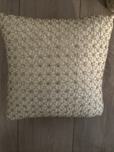 Pottery Barn Beaded Sequined Cream and Gold Pillows Set Of 3 1 18” 2 10” PRETTY - Picture 2 of 7