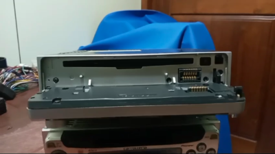 Pioneer Carrozzeria DEH-P005 Car stereo CD Player receiver Old