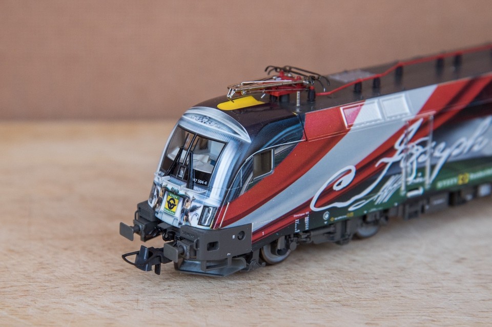 Caisse Locomotive Électrique Roco 62365 – BR 1047.5 GYSEV ÖBB – Échelle HO