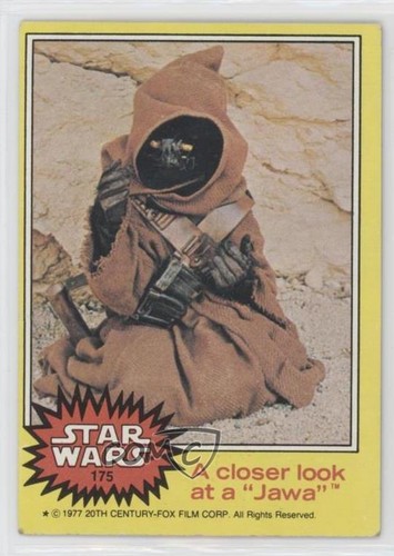 1977 Topps Star Wars #175 A closer look at a "Jawa" — Raw