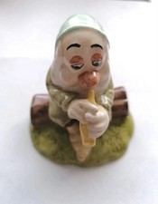 Royal Doulton Disney Snow White the Seven Dwarfs 'Sleepy' Figurine