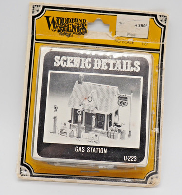 Bausatz Woodland Scenics HO Scale Scenic Details Gas Station D-223