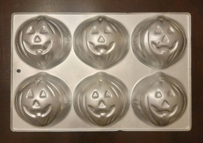 Wilton Vintage 1983 Jack-O-Lantern Aluminum Baking Cake Molds  508-1040