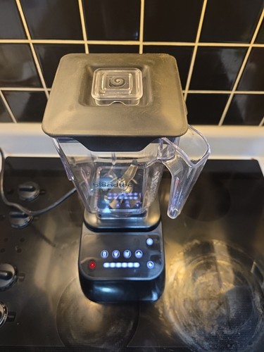 Blendtec Designer 625 Mixer Modell CTB1 Schwarz mit Wildside Mixer Krug - Bild 2 von 10