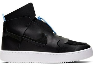 w nike vandalised lx