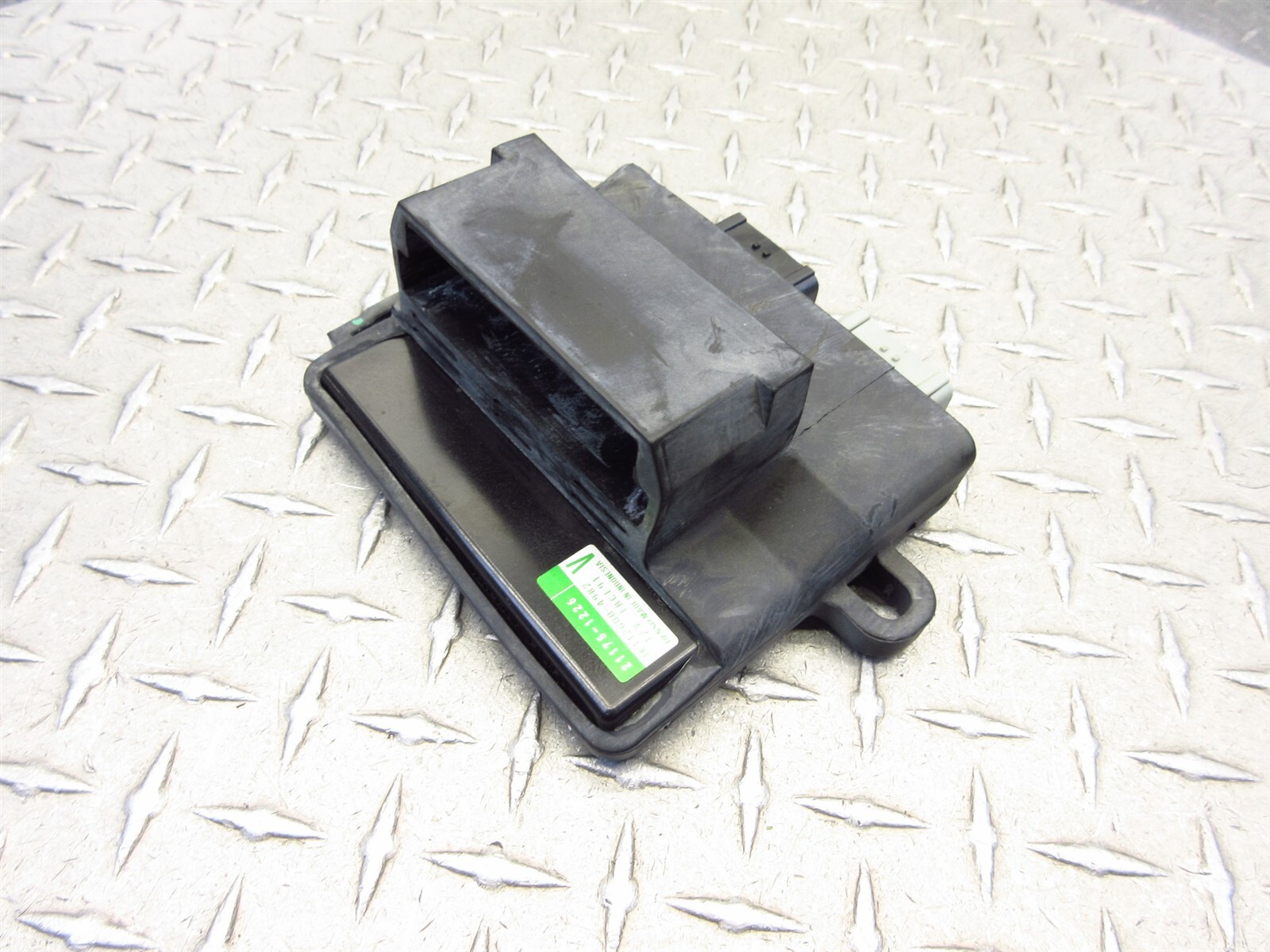 2022福袋 カワサキw1チェーンカバー再メッキ品 カワサキw1チェーン