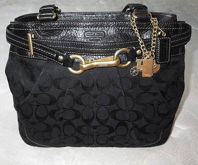 NICE COACH HAMPTONS BLACK SIGNATURE CARRY ALL TOTE BAG PURSE