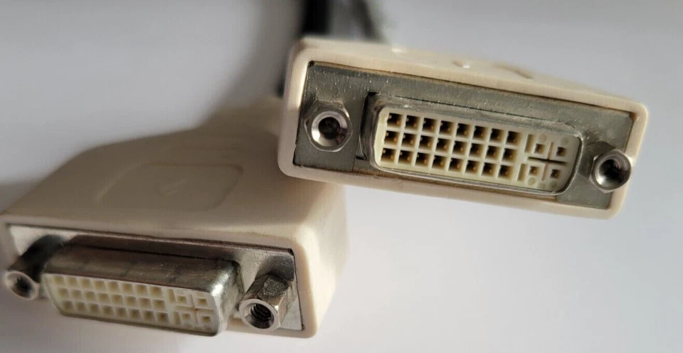 Genuine MOLEX CN-0H9361-52204, 59-PIN to Dual DVI Splitter, DMS-59 to Dual DVI - Image 3 of 4