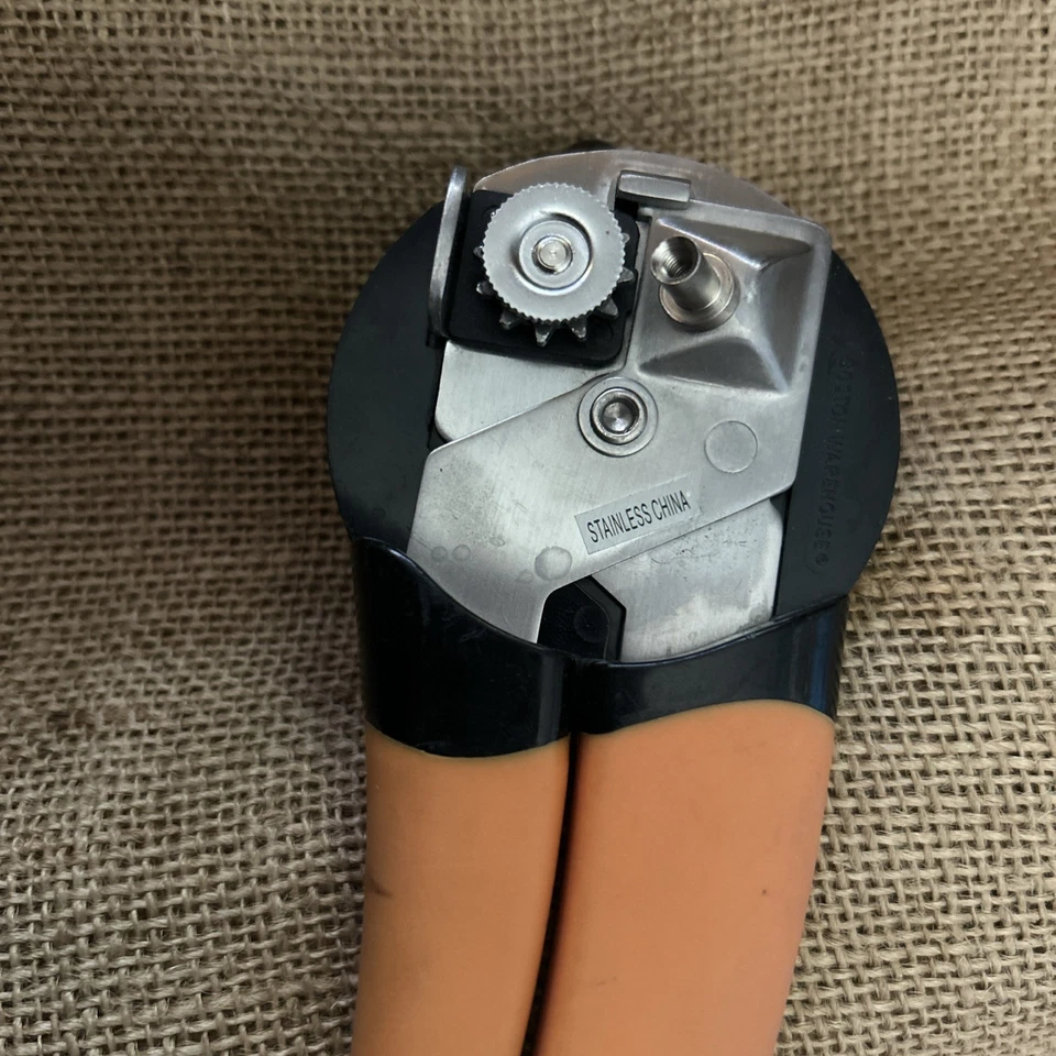 Abridor de latas de tucán Boston Warehouse colección Animal House naranja amarillo 2006 Foto 2 de 4