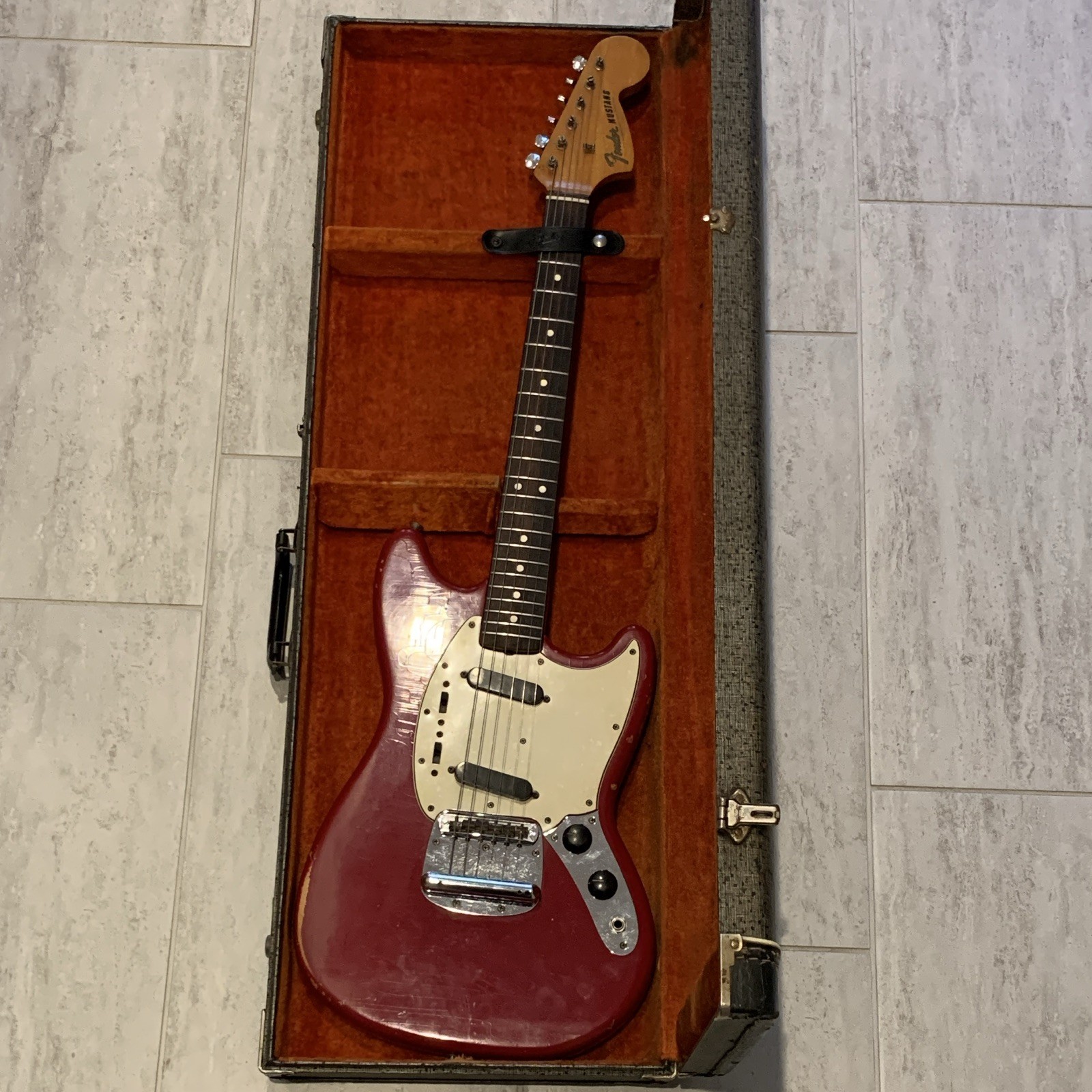 1968 Fender Mustang Red All Original Electric Guitar F-Stamped w /  OHSC Slab Body
