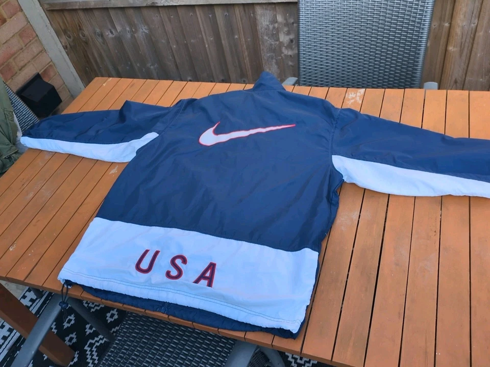 Vintage 90s Nike USA Soccer Nylon Lined Windbreaker Jacket Made In USA — 第 2/4 张图片