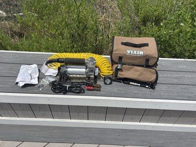 VIAIR 400P-RV Portable Air Compressor Kit 12V Automatic