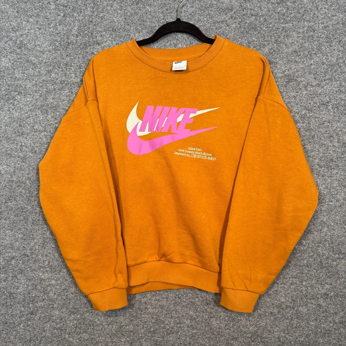 burnt orange nike sweatshirt