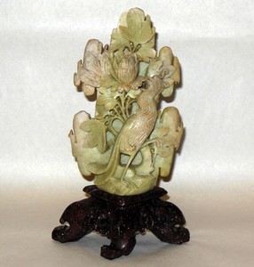 STUNNING Hand Carved CHINESE Asian SOAPSTONE SCULPTURE PEACOCK BIRD Flowers