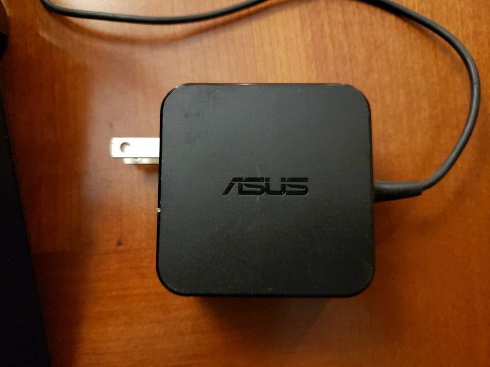 ASUS Gigabit Wireless Router FAST !! - 1734 Mbps - Image 2 of 4