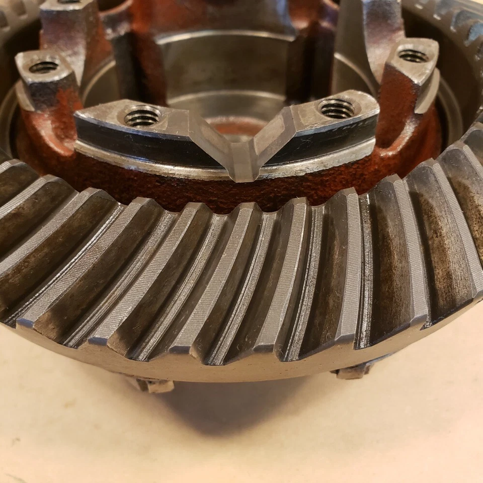 Заднее дифференциальное коронное колесо Jaguar XKE E-Type с креплением 4HA 016 9A соотношение 3,54 Dtd 66 - Изображение 4 из 4