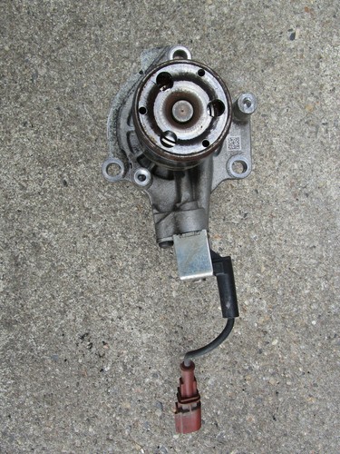 Audi A4 VW Passat Golf Seat Skoda 1.6TDI Kühlwasserpumpe 010157801KT *ungeprüft*