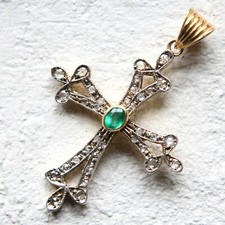 Ciondolo a Croce in ORO Giallo 14 kt SMERALDO e DIAMANTI Pendente Crocifisso d' 