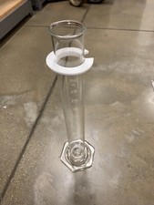 Pyrex 250mL Graduated Cylinder