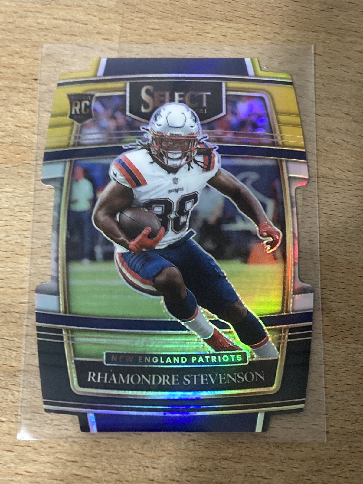 2021 Select Rhamondre Stevenson Black Gold Concourse Prizm Die-Cut Rookie RC 75