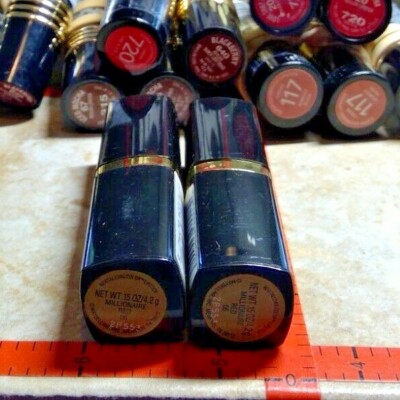 2 TUBES  MAYBELLINE REVITALIZING COLOR LIPSTICK 05 MILLONAIRE RED