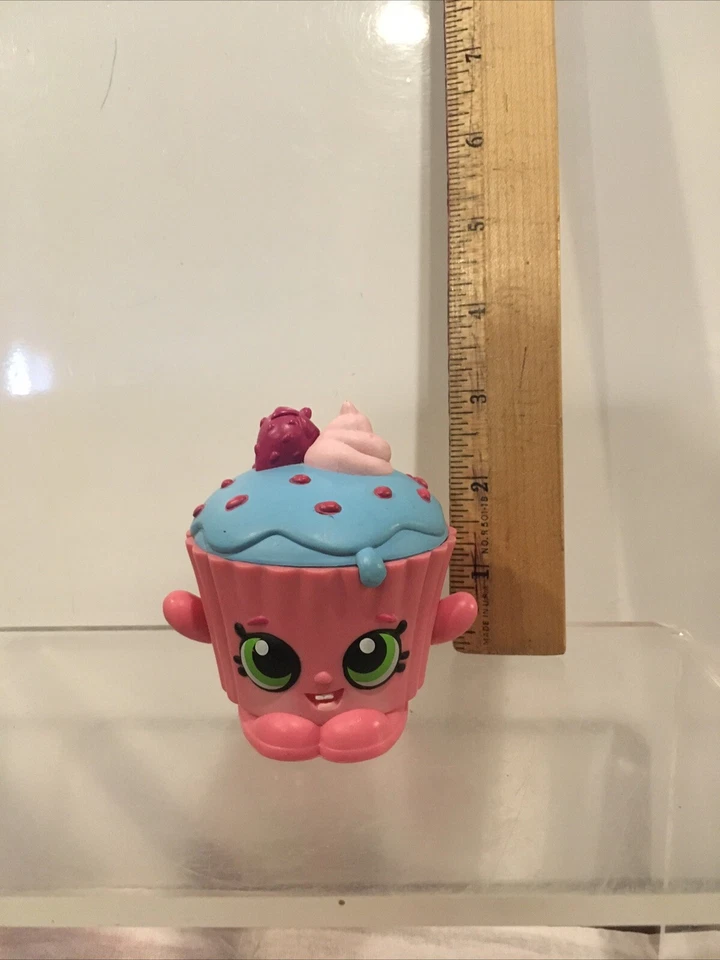 SHOPKINS HAPPY PLACES Li'l Shoppies Cutiecorn Funko Cupcake Chic Accesorios Lote Foto 3 de 4